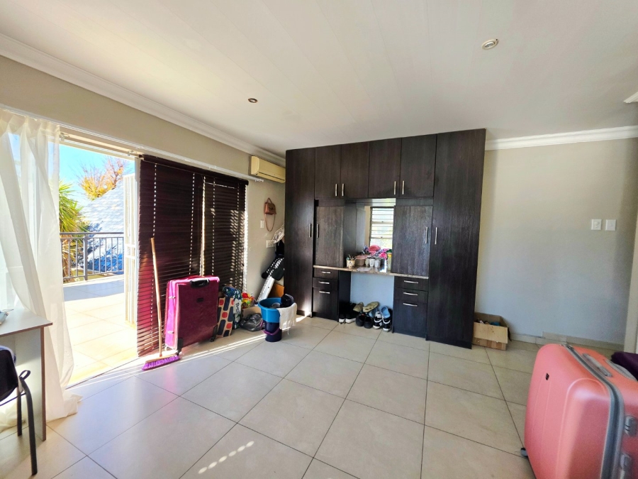 10 Bedroom Property for Sale in Universitas Free State